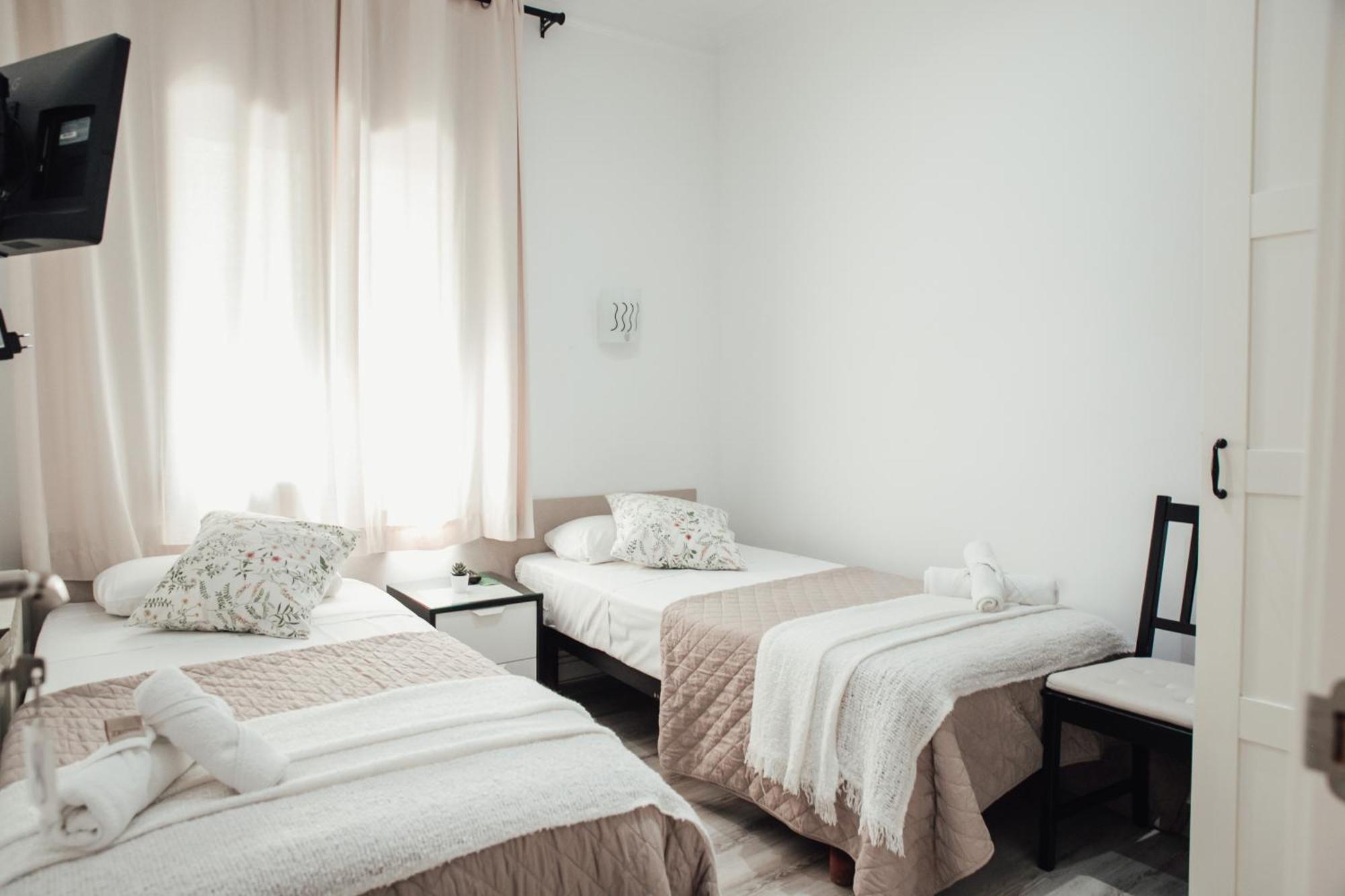 Hostal Ruta De Francia Barcelona Kültér fotó