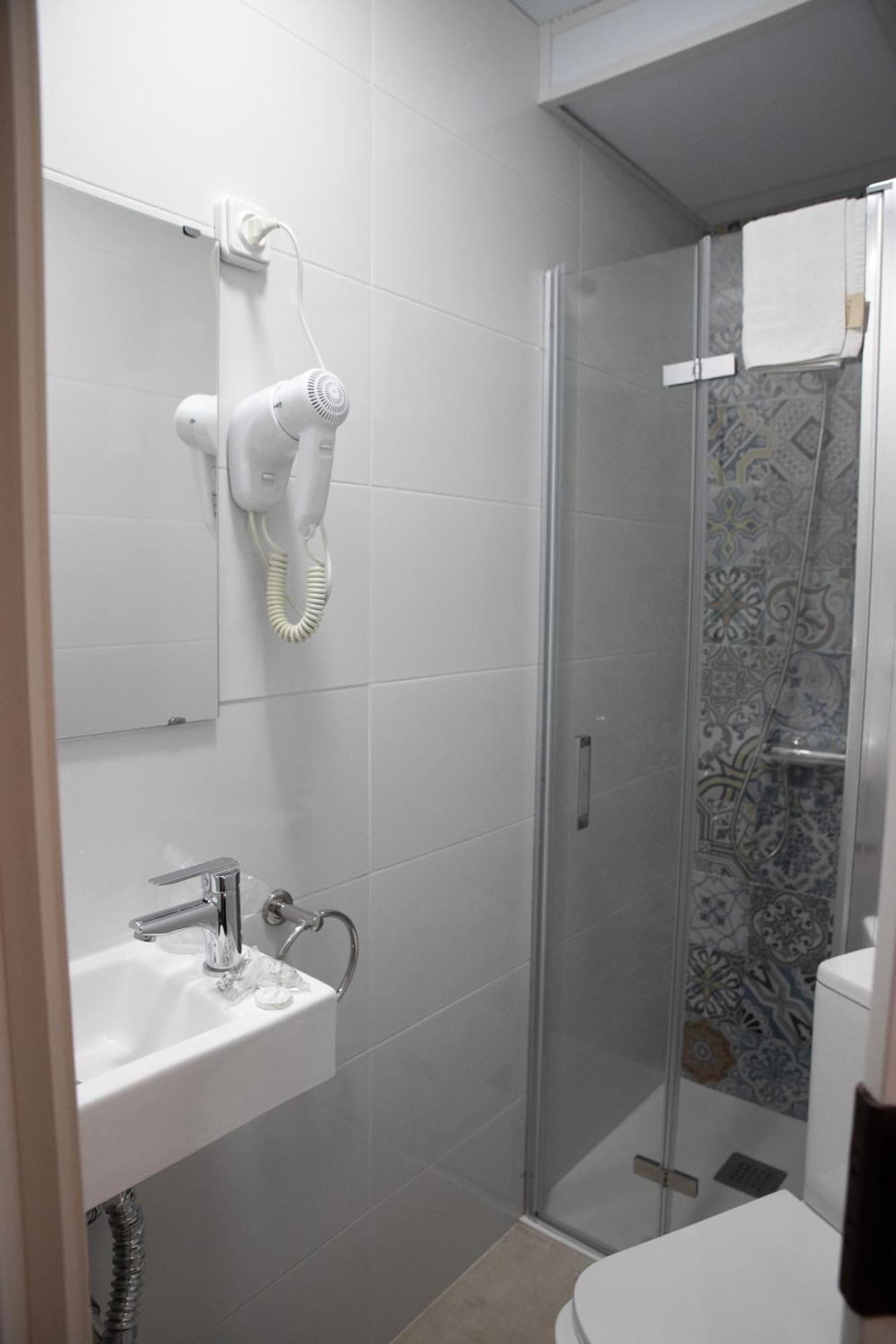 Hostal Ruta De Francia Barcelona Kültér fotó
